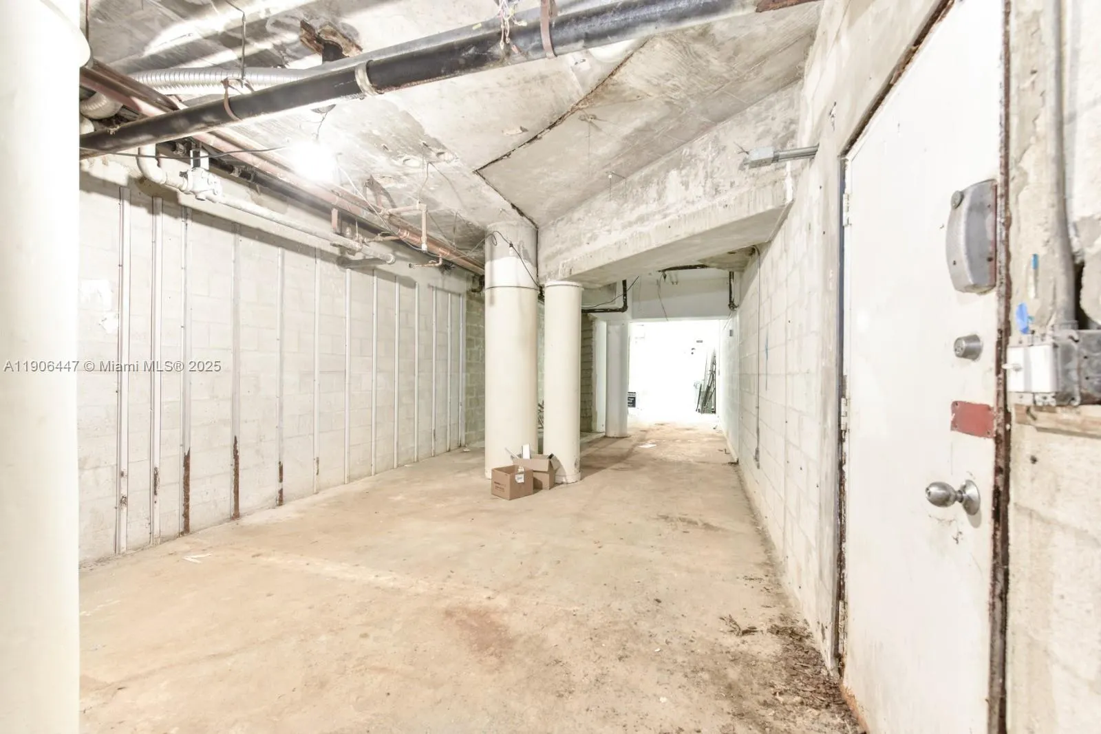 2843 S Bayshore Dr, #VILLA1 VILLA2