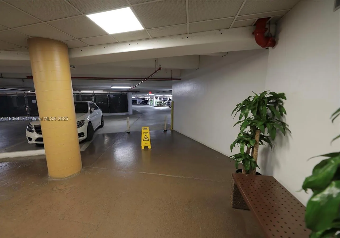 2843 S Bayshore Dr, #VILLA1 VILLA2