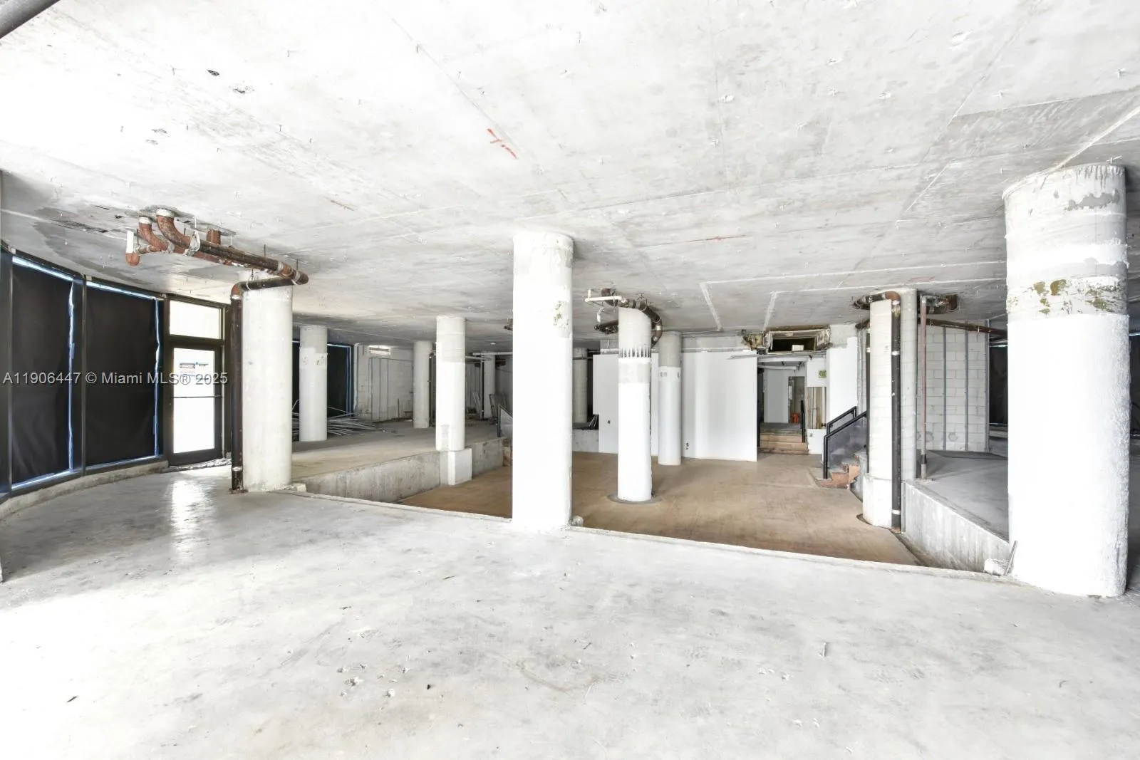 2843 S Bayshore Dr, #VILLA1 VILLA2