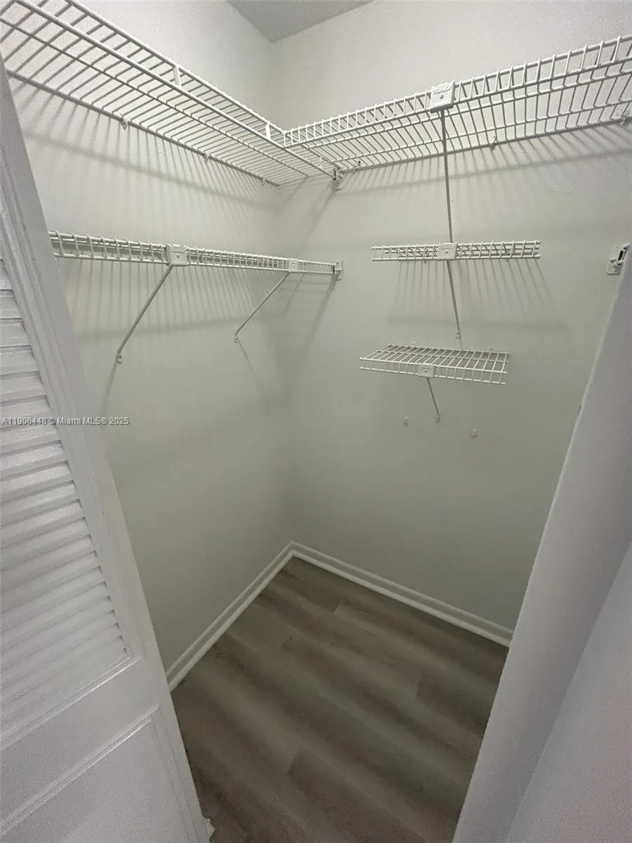 11905 NE 2nd Ave, #C402