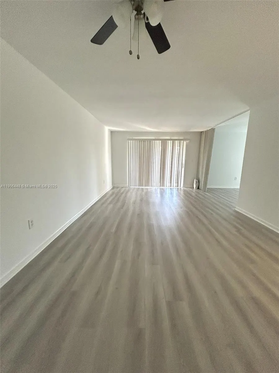 11905 NE 2nd Ave, #C402