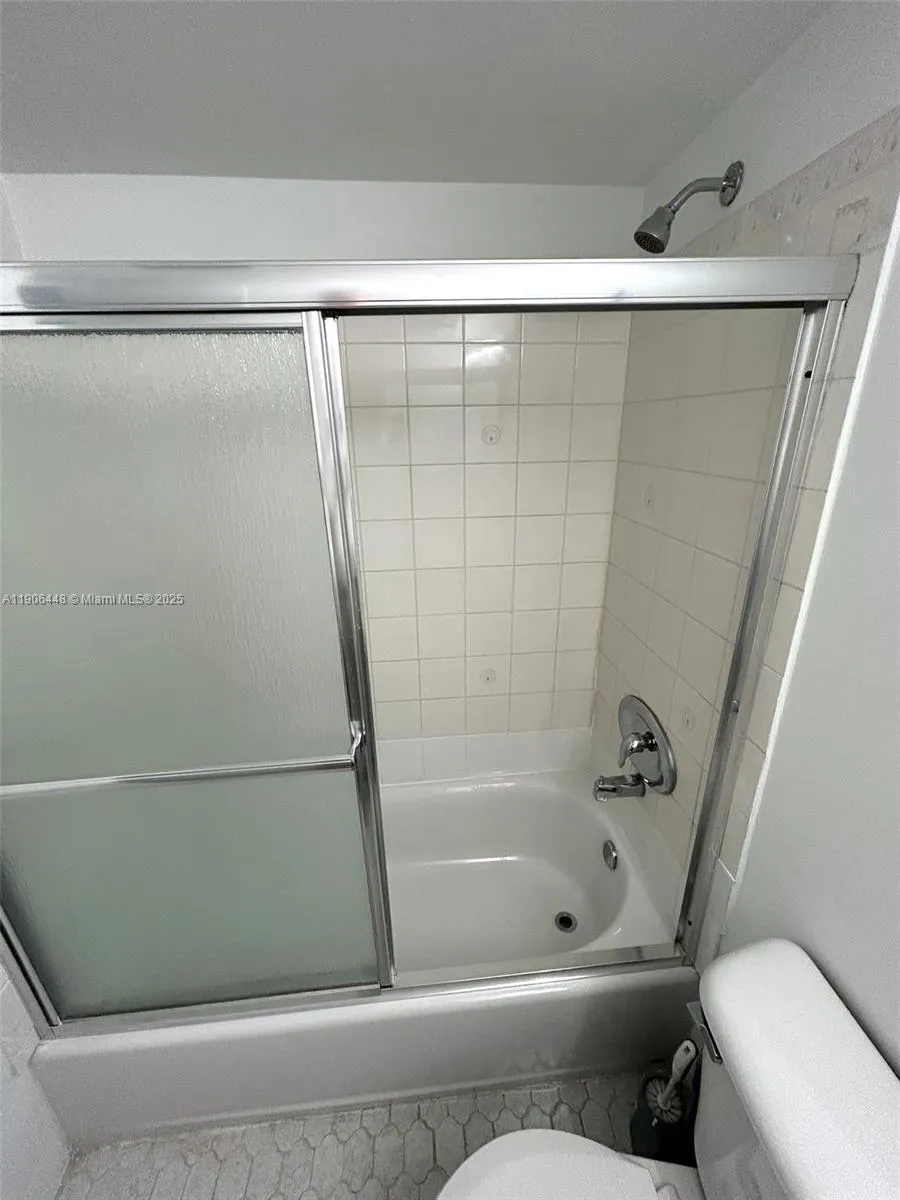 11905 NE 2nd Ave, #C402