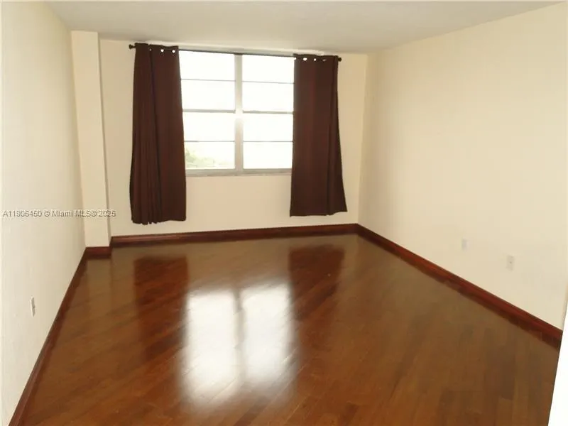 2801 NE 183rd St, #1411W