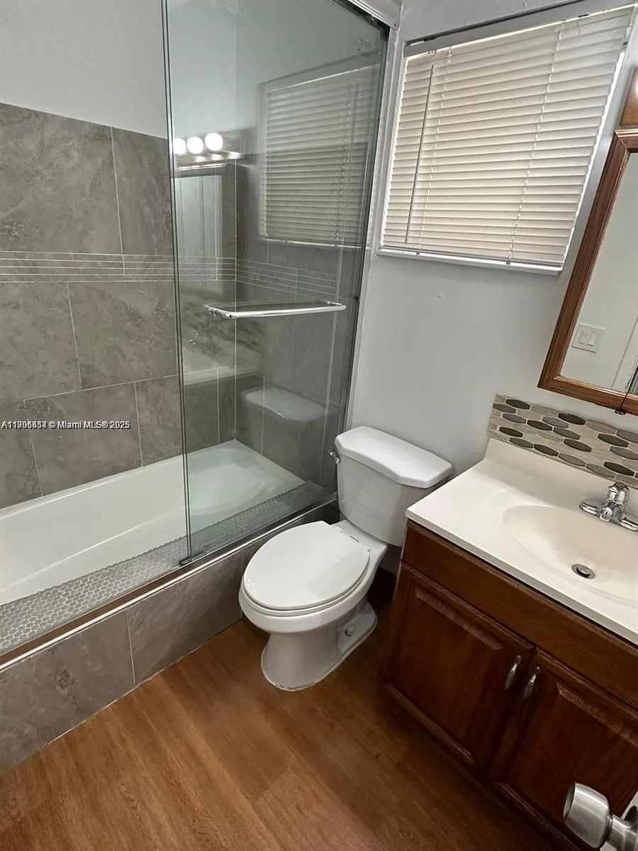 1830 Cleveland St, #3