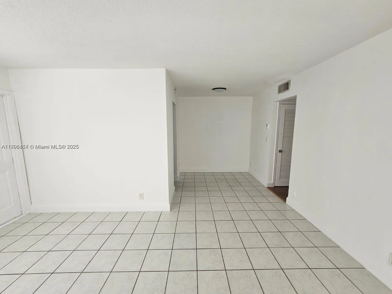 1830 Cleveland St, #3