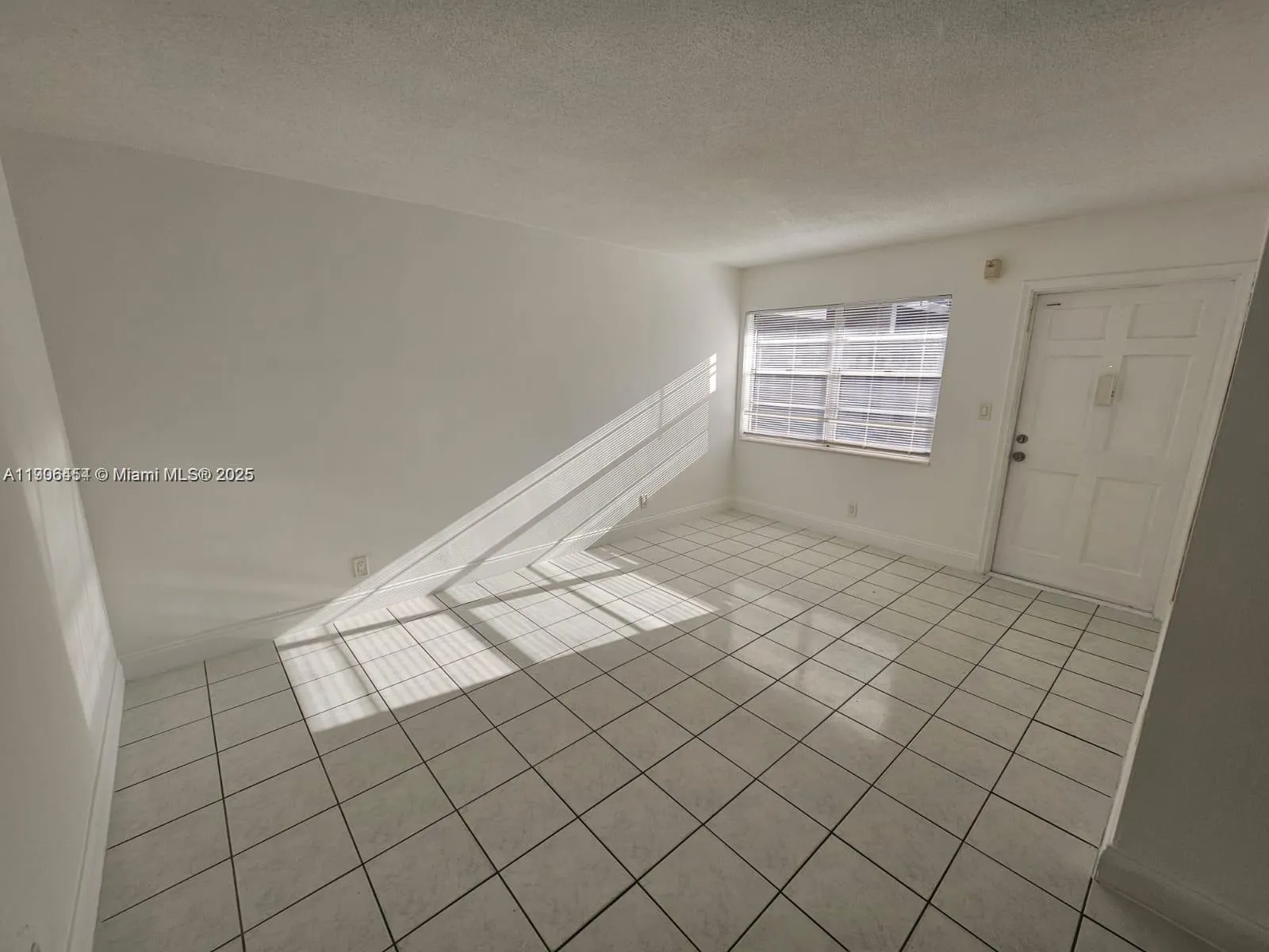 1830 Cleveland St, #3