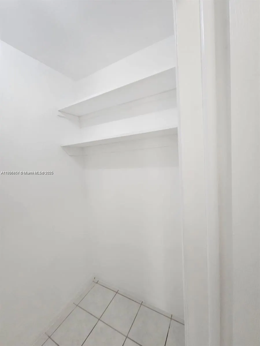 1830 Cleveland St, #3