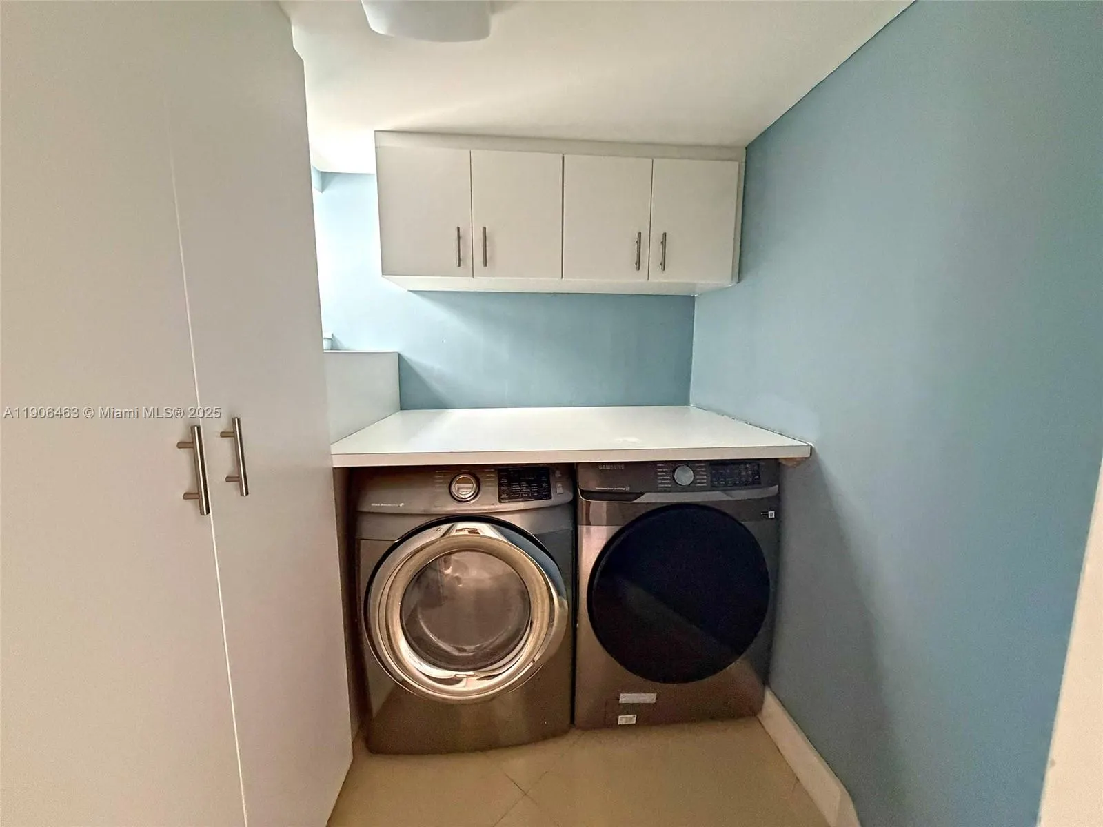 879 NE 195th St, #228