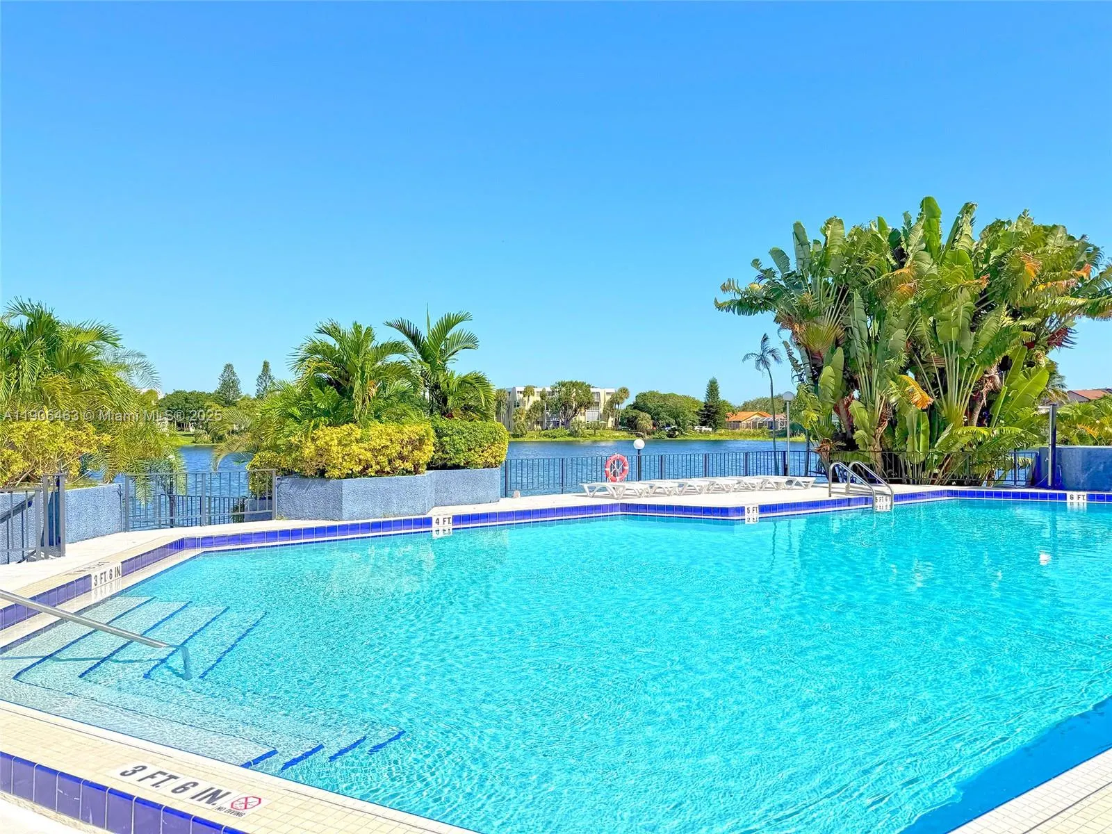 879 NE 195th St, #228