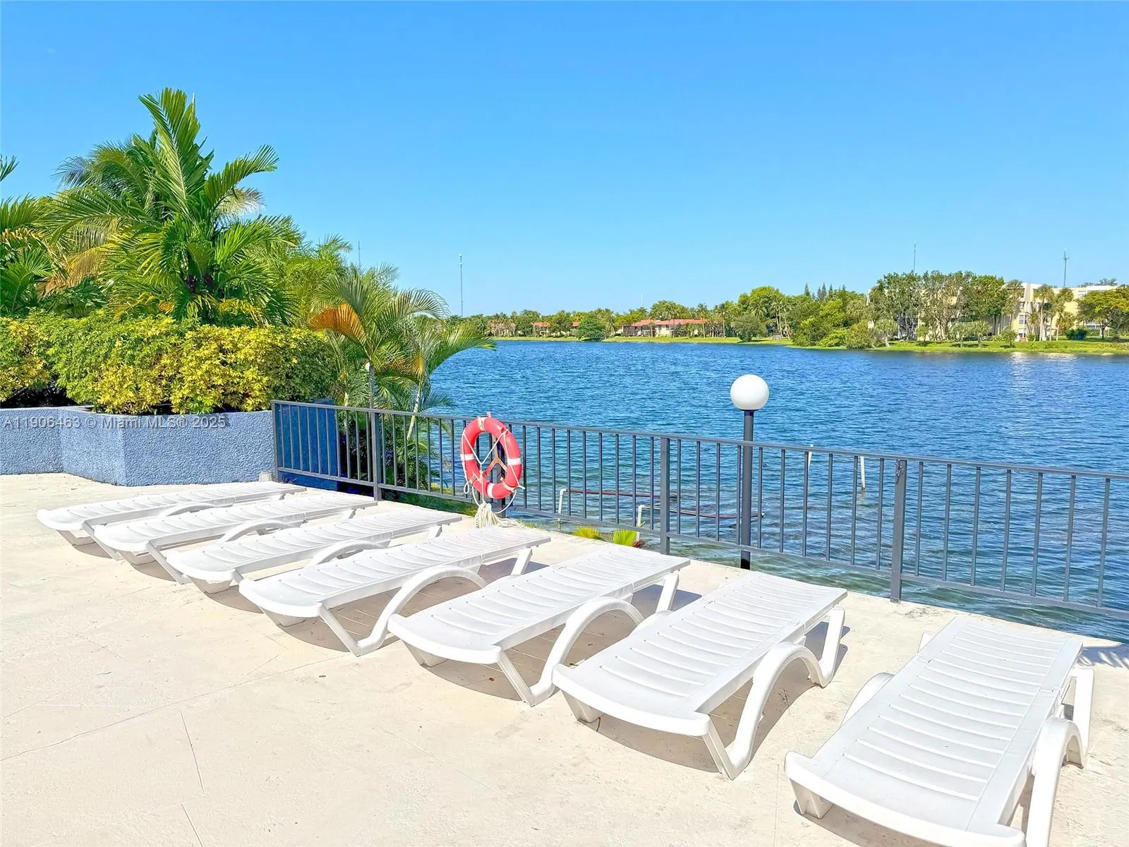 879 NE 195th St, #228