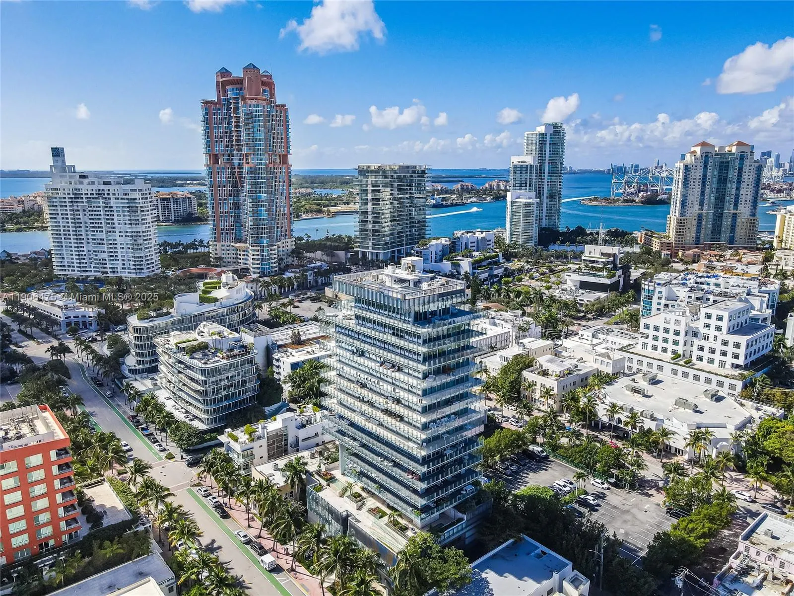 120 Ocean Dr, #700