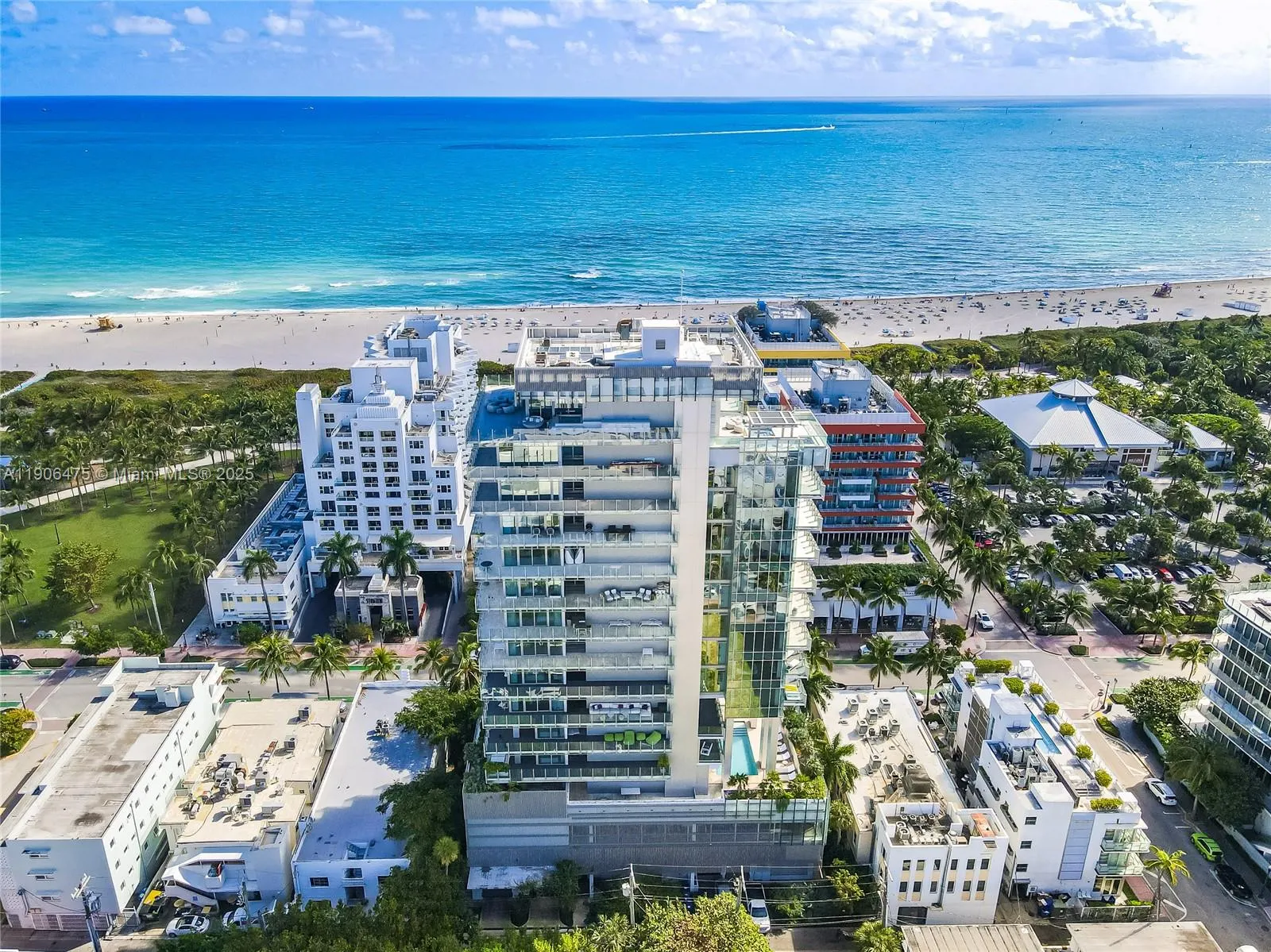 120 Ocean Dr, #700
