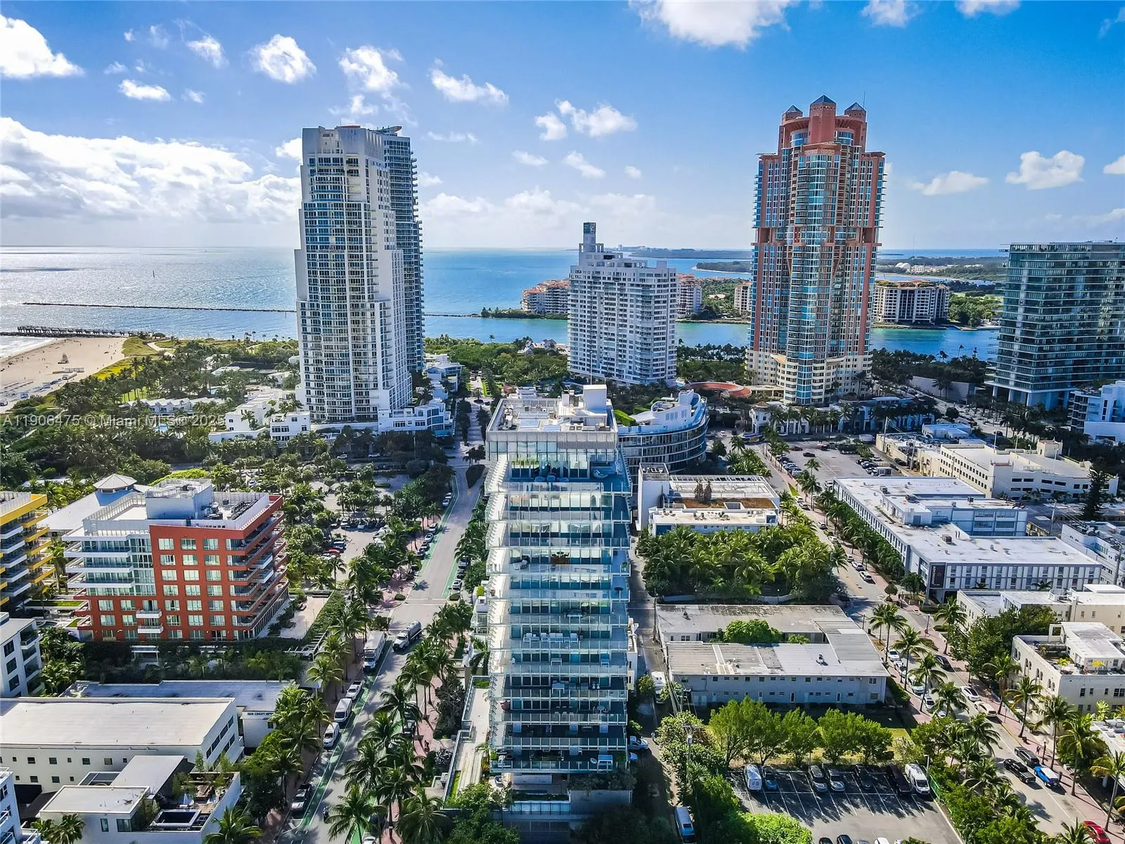 120 Ocean Dr, #700