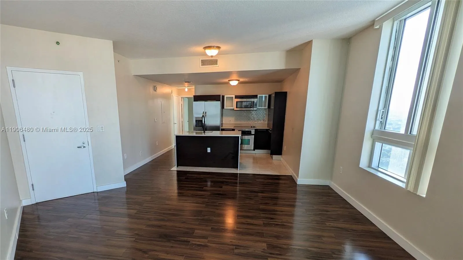 1900 N BAYSHORE DR, #3110