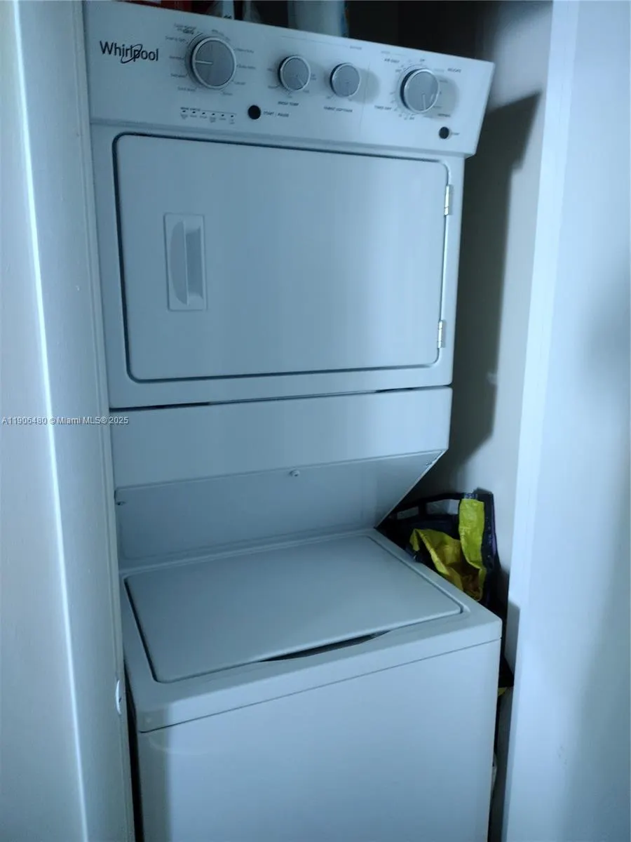 1900 N BAYSHORE DR, #3110