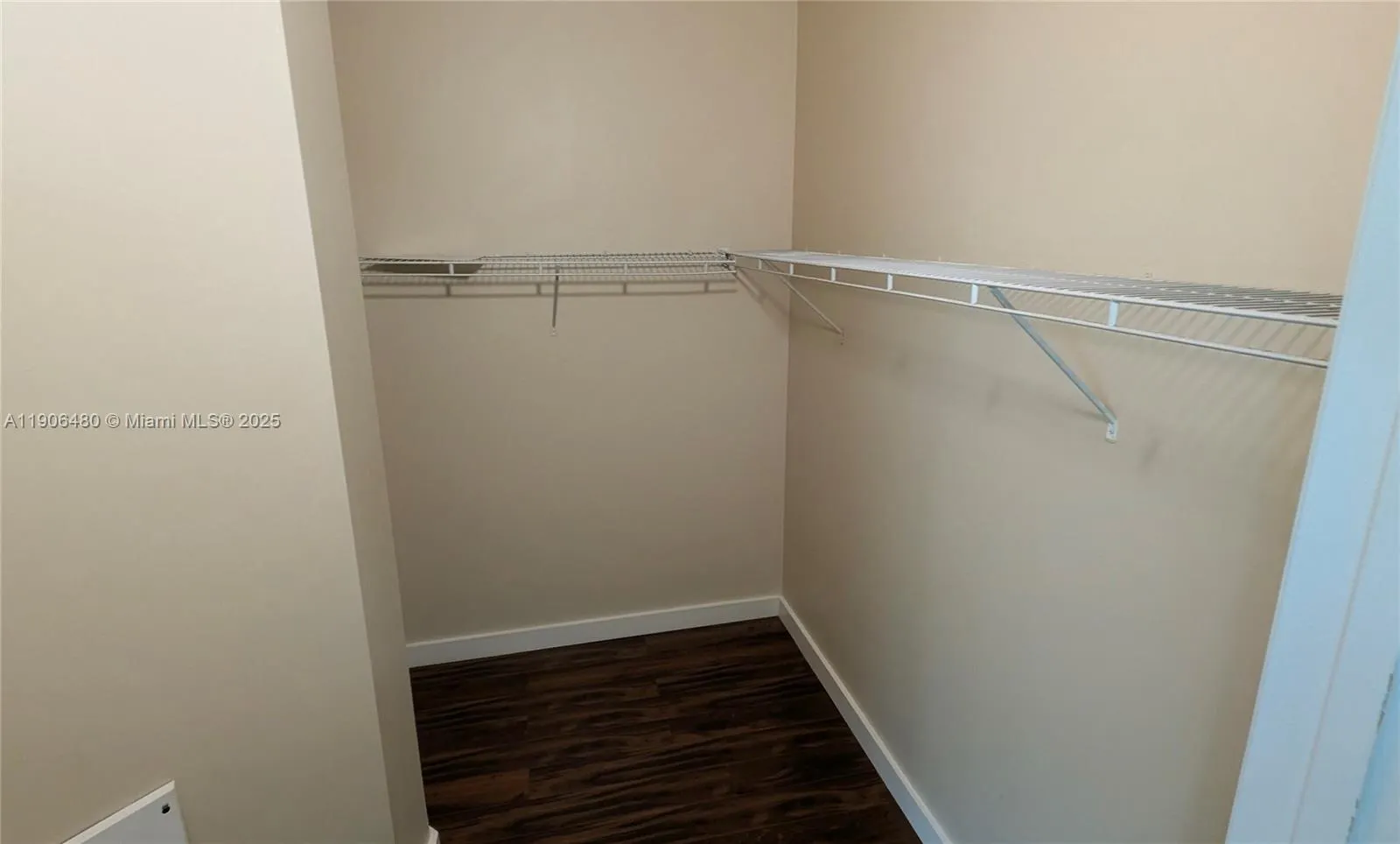 1900 N BAYSHORE DR, #3110