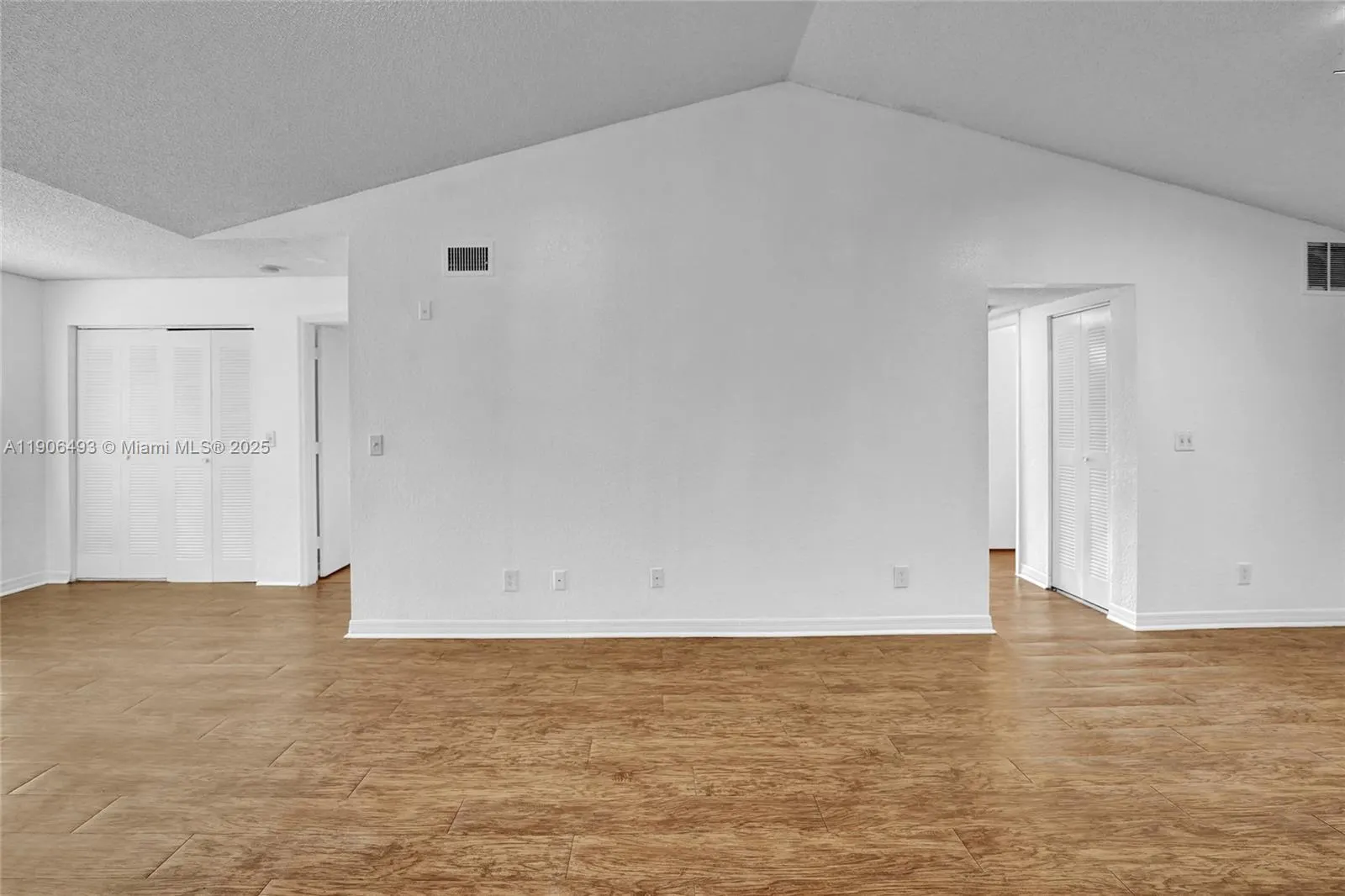 417 Vista Isles Dr, #2321