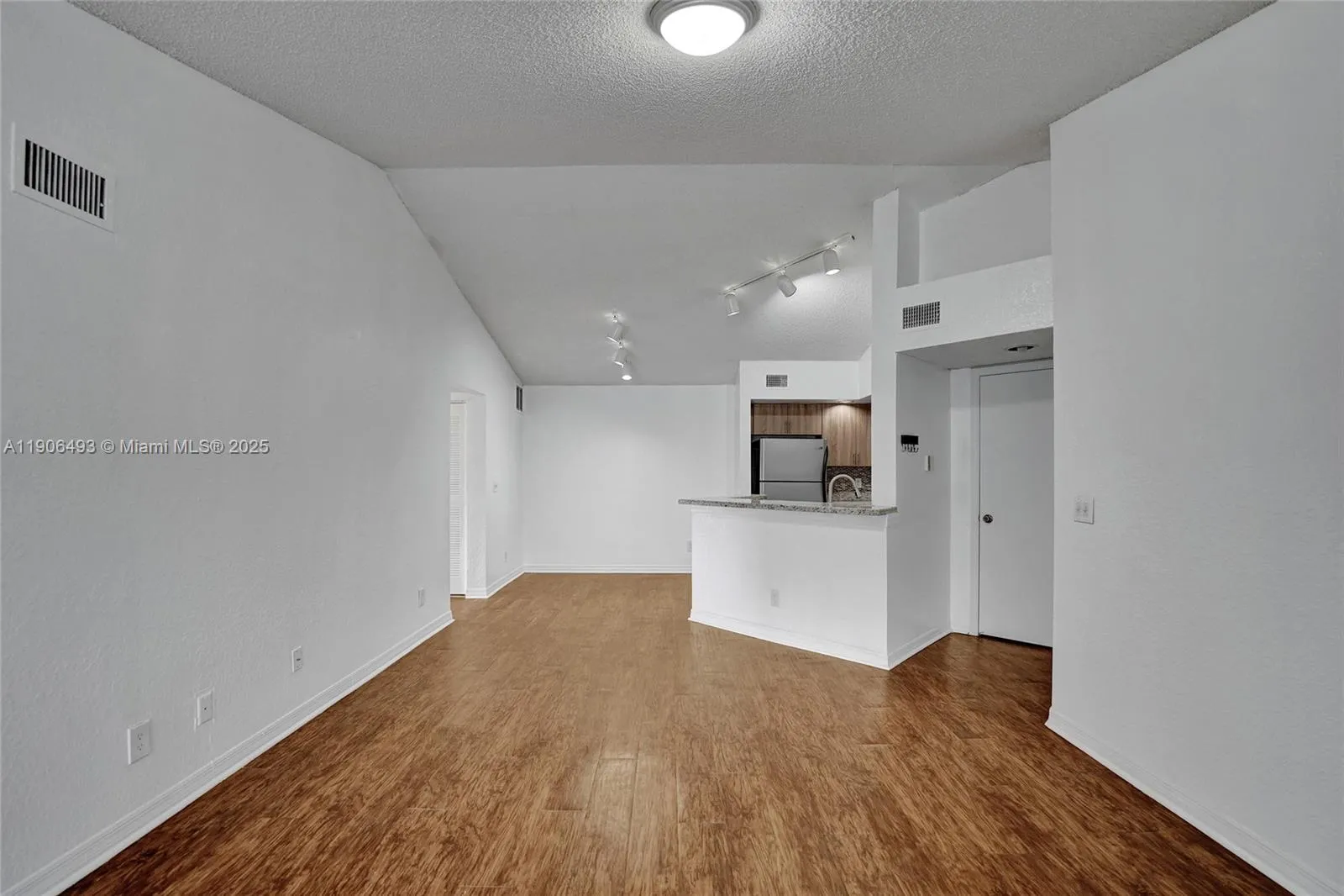 417 Vista Isles Dr, #2321