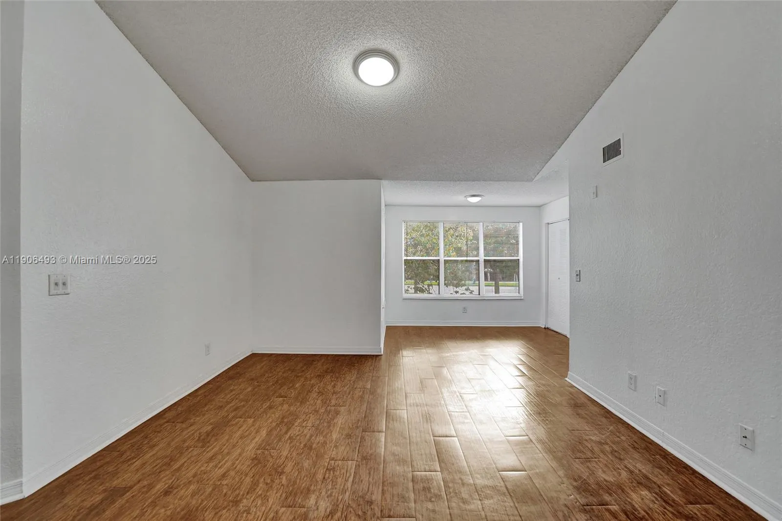 417 Vista Isles Dr, #2321