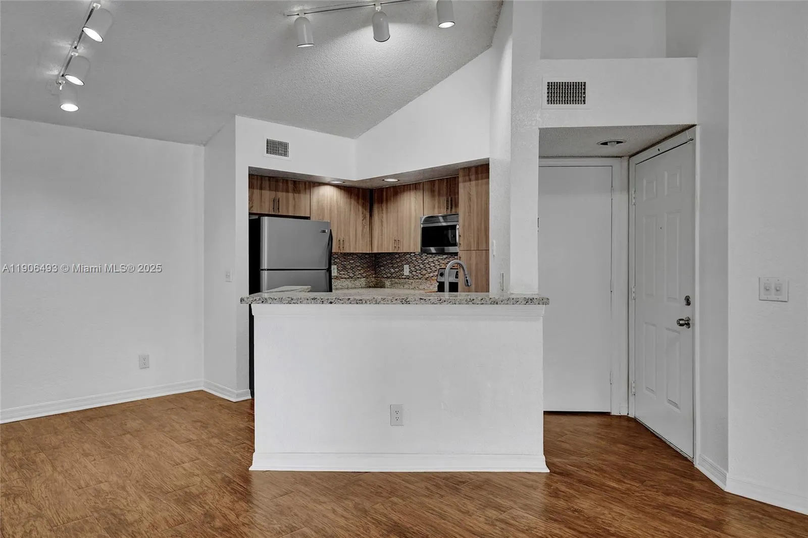 417 Vista Isles Dr, #2321