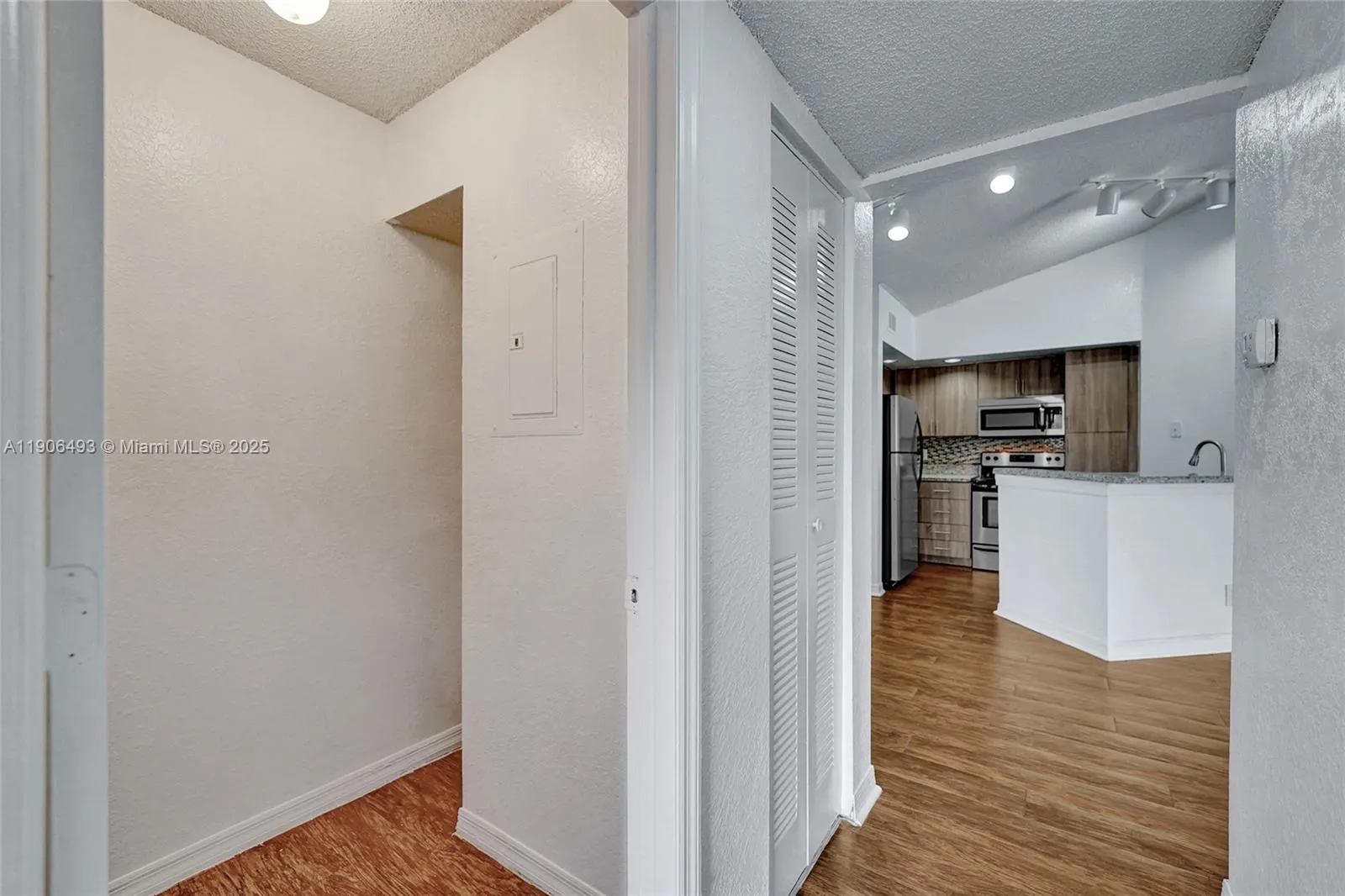 417 Vista Isles Dr, #2321