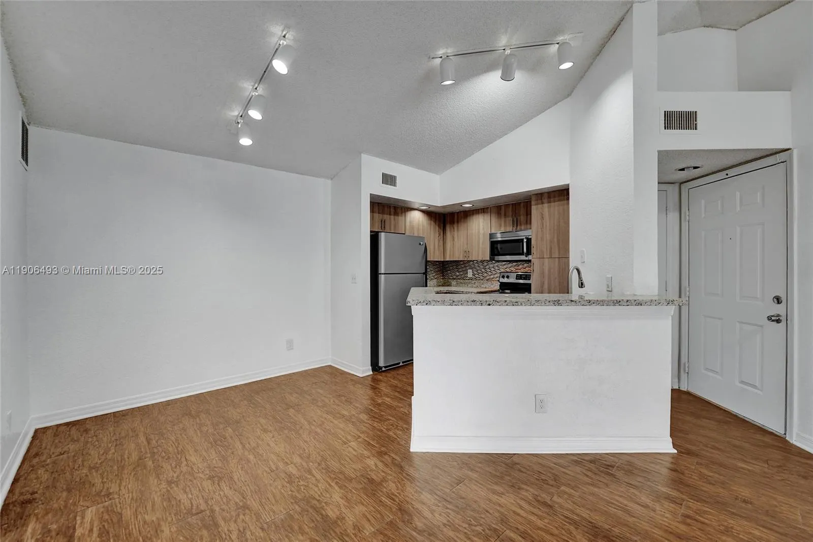 417 Vista Isles Dr, #2321