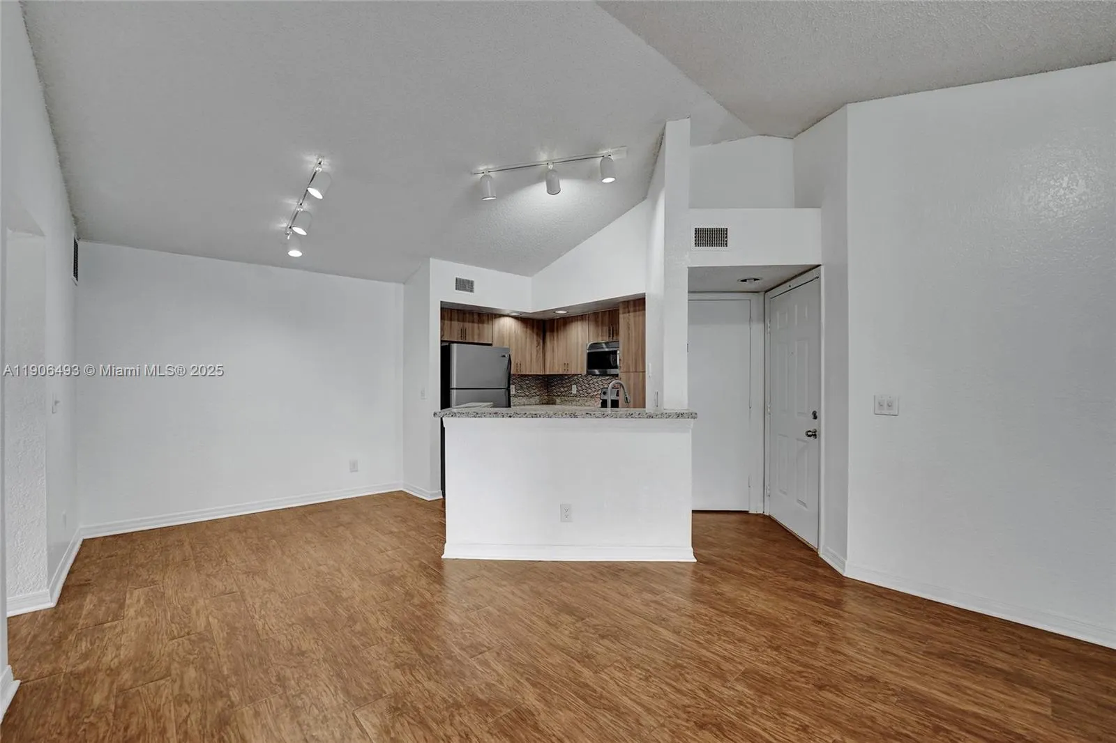 417 Vista Isles Dr, #2321