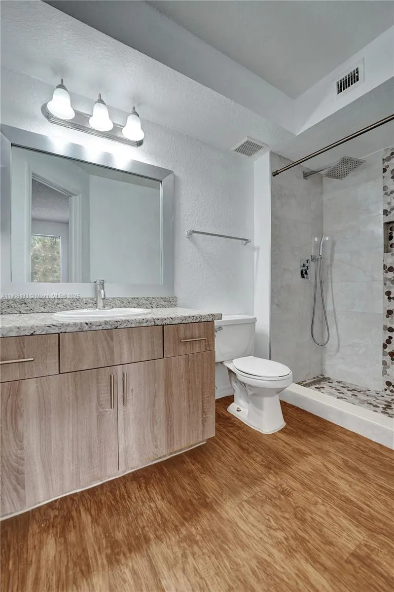 417 Vista Isles Dr, #2321