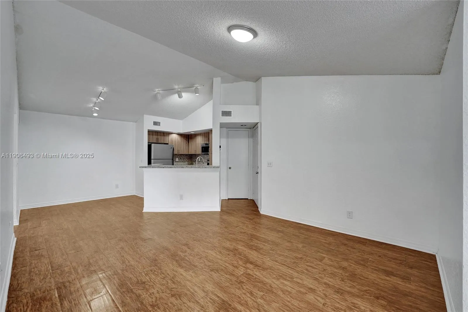 417 Vista Isles Dr, #2321