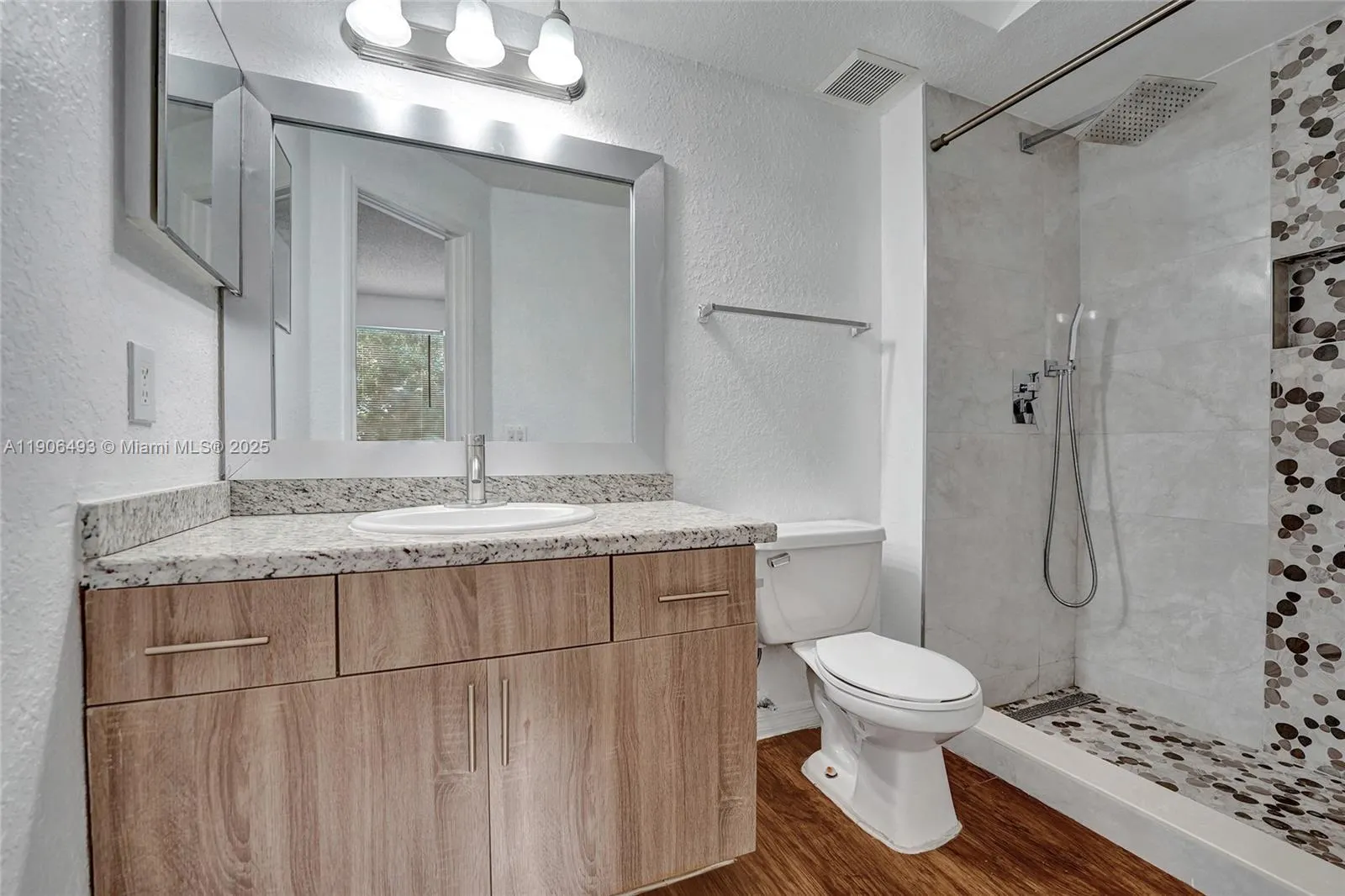 417 Vista Isles Dr, #2321