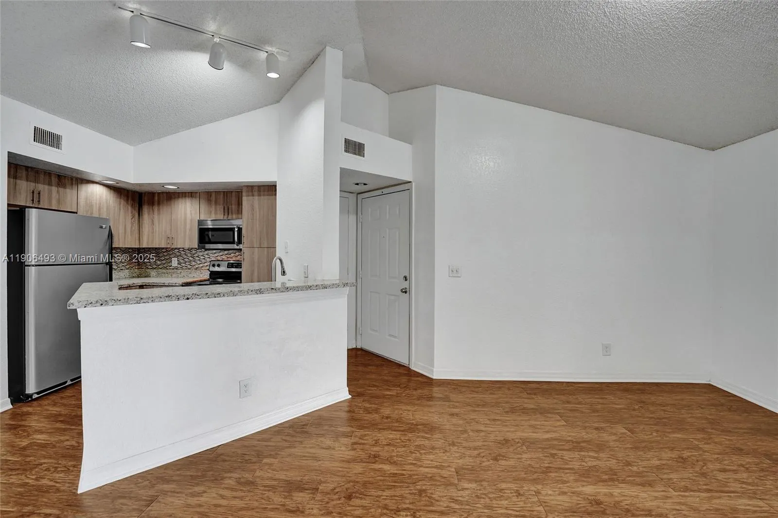 417 Vista Isles Dr, #2321