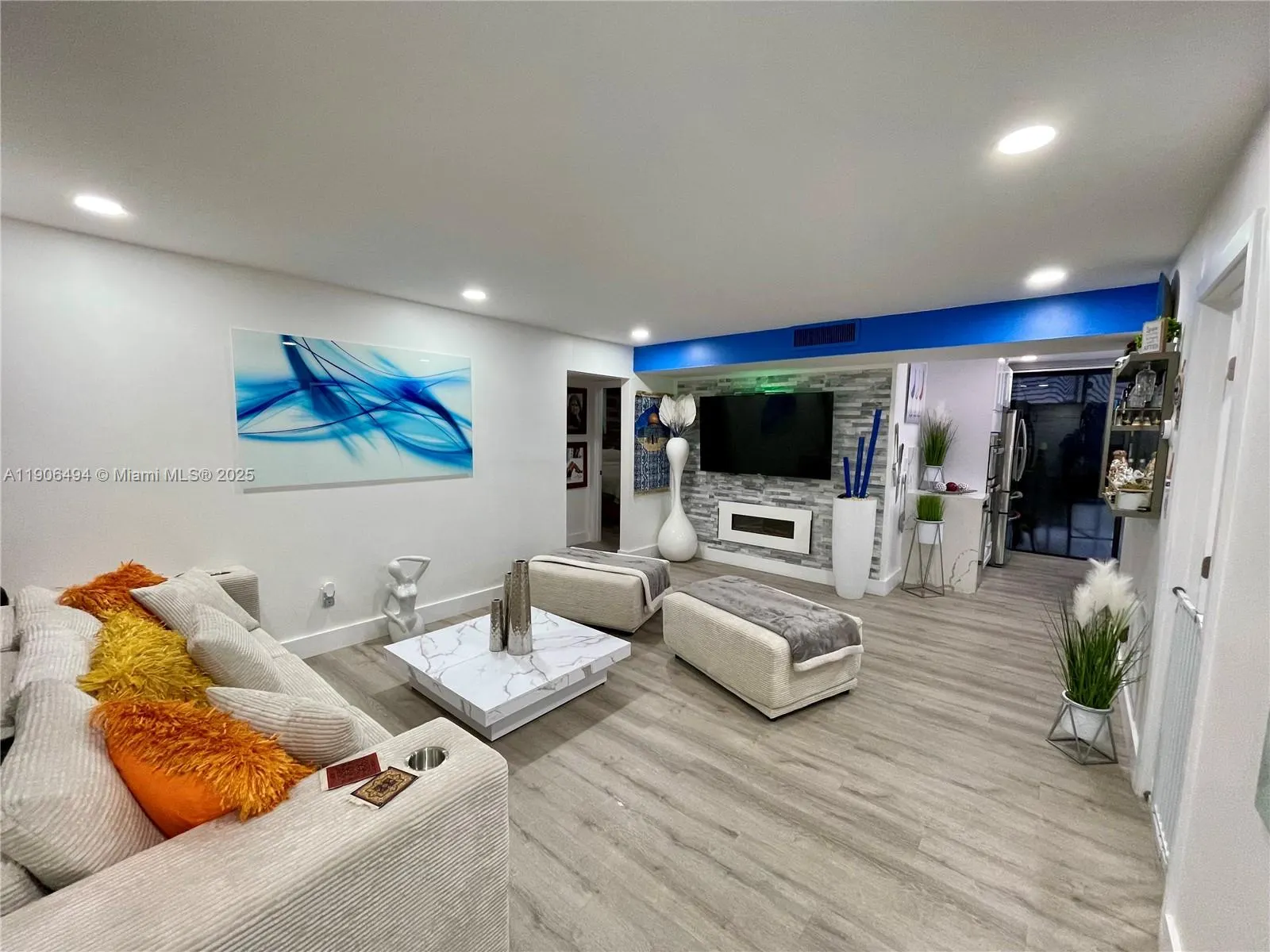 8635 NW 8th St, #311