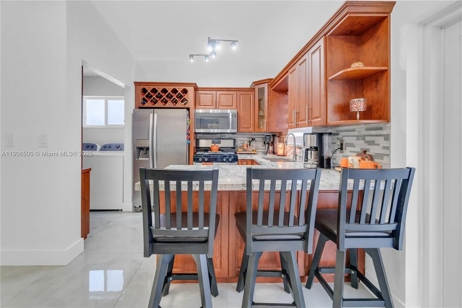 3145 W 71st Pl, #3145