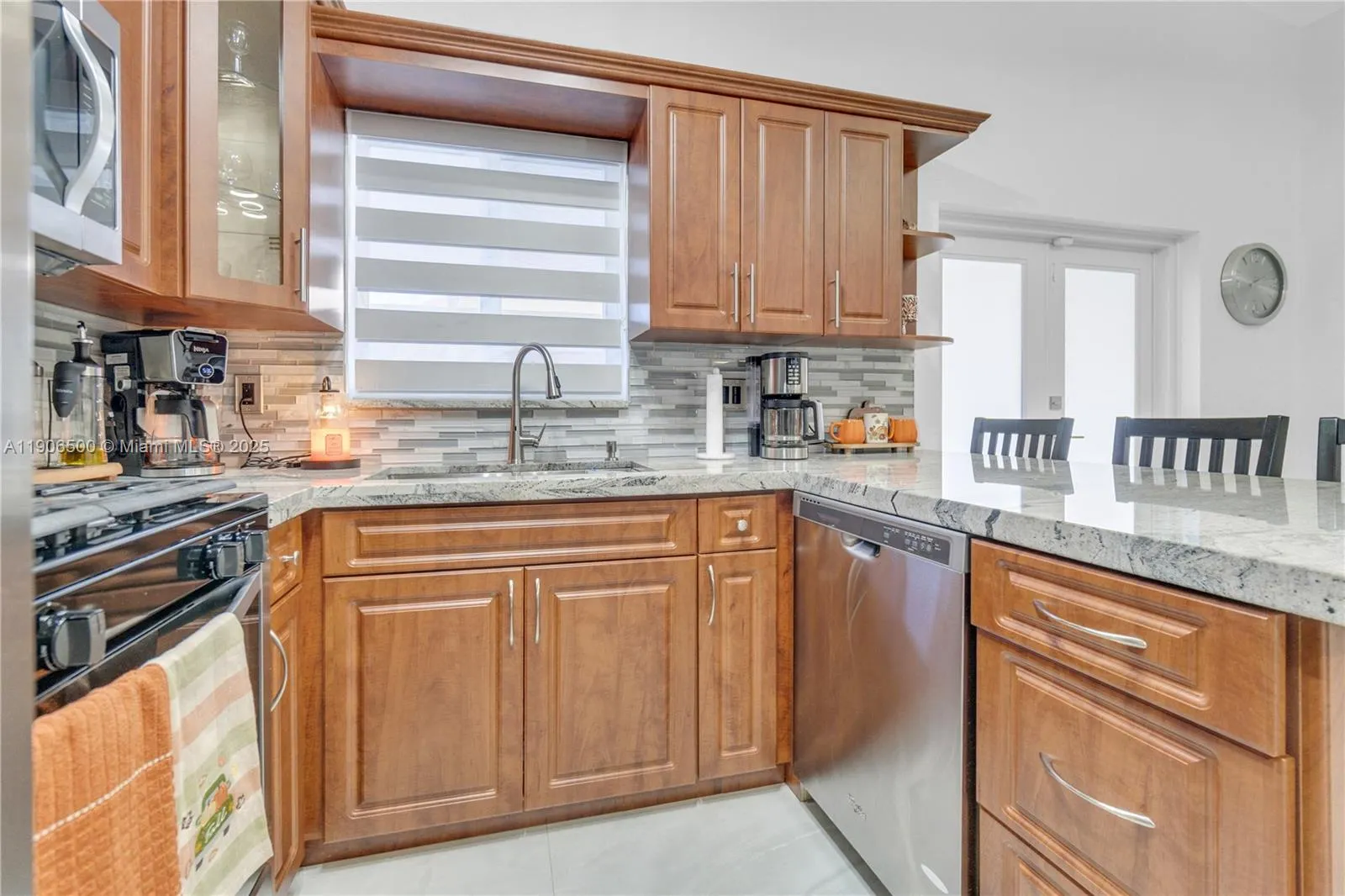 3145 W 71st Pl, #3145