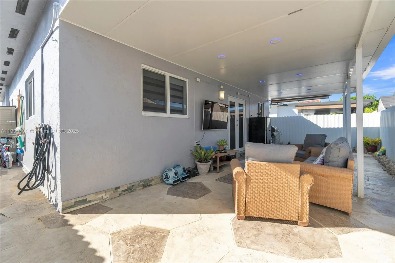 3145 W 71st Pl, #3145