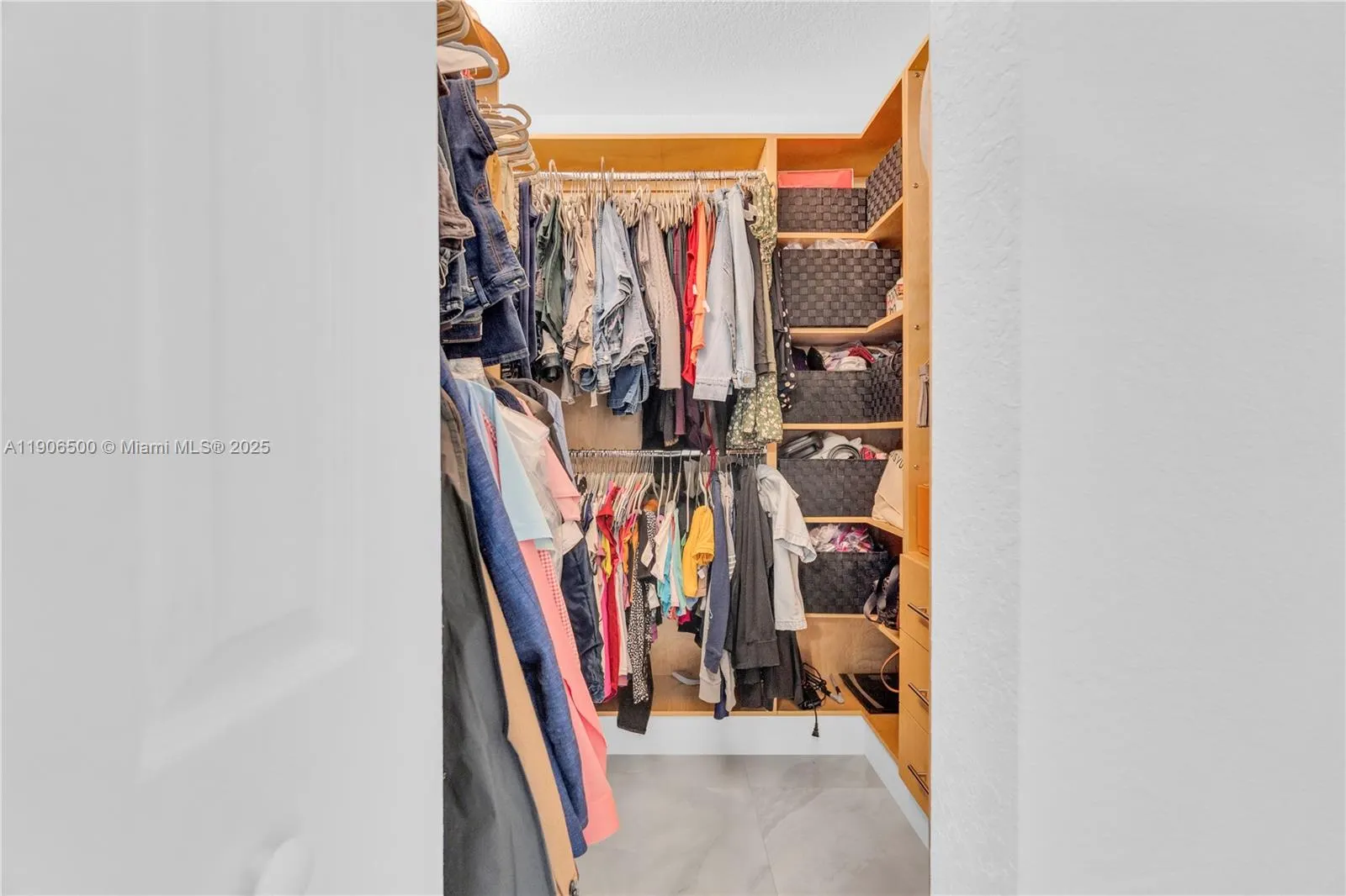 3145 W 71st Pl, #3145