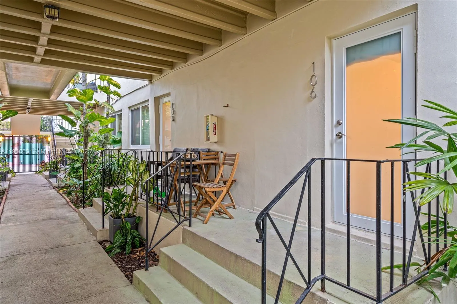 900 Meridian Ave, #106