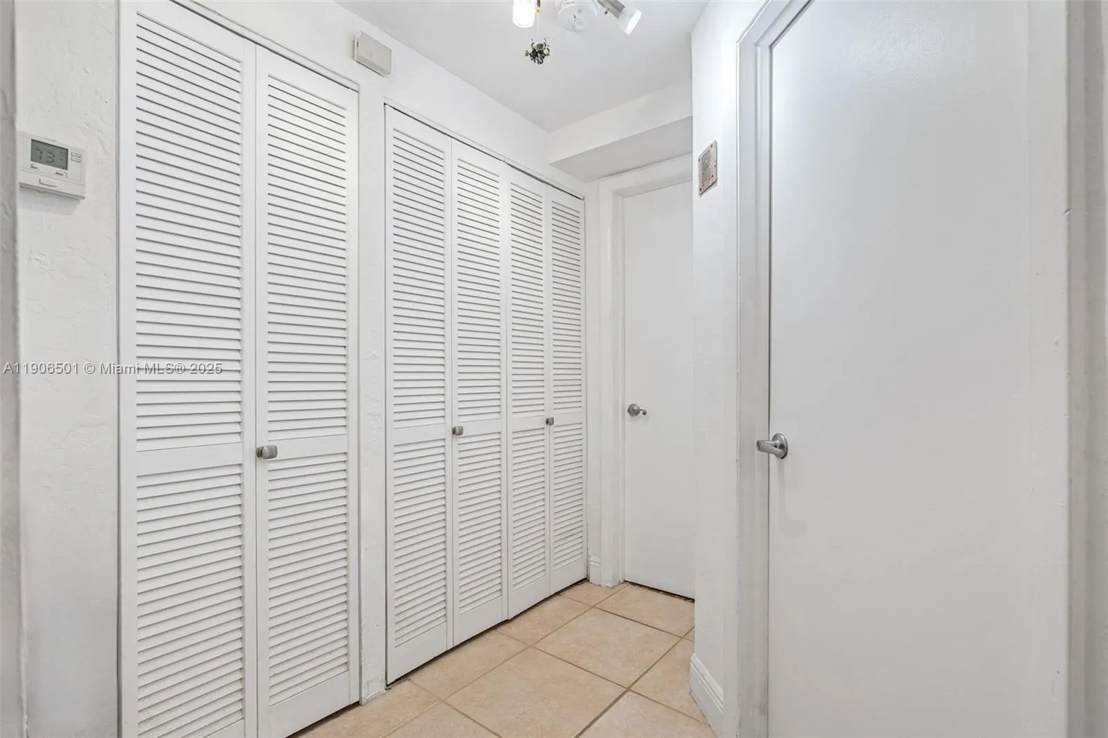 900 Meridian Ave, #106