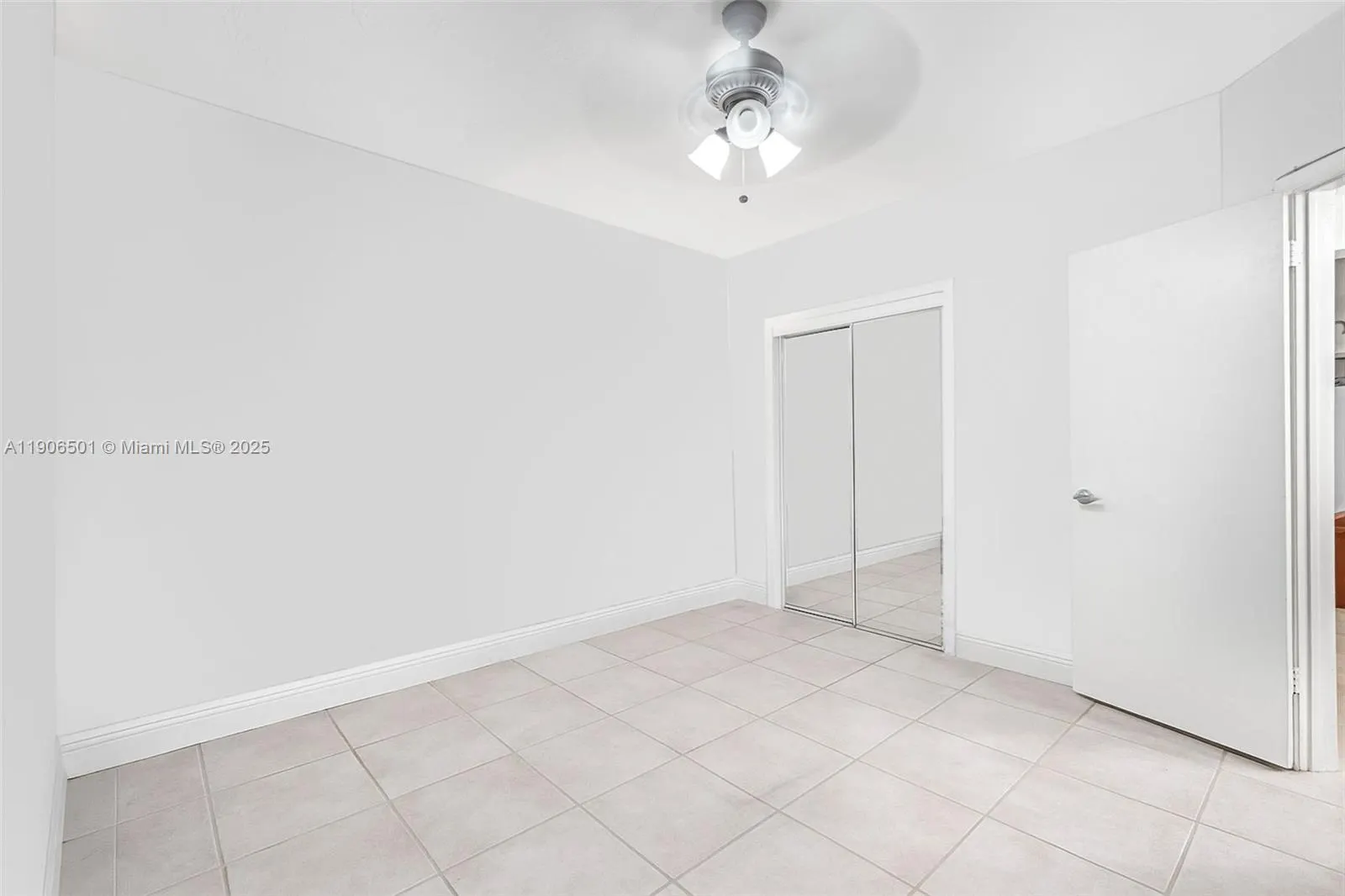 900 Meridian Ave, #106