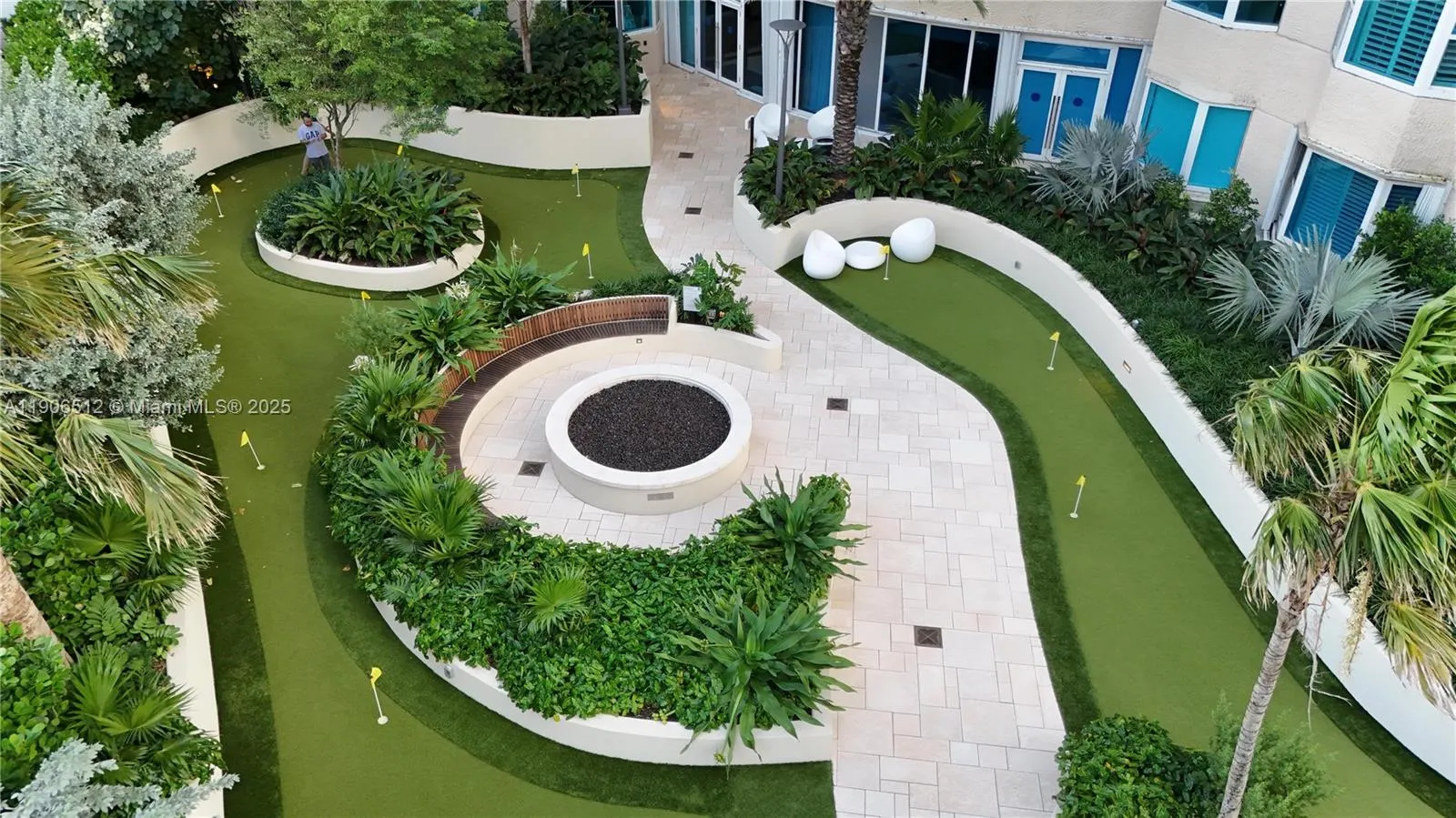 400 S Pointe Dr, #2106