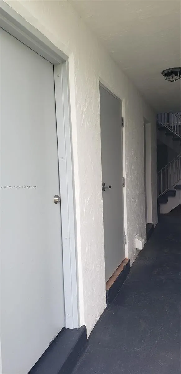 7250 SW 94th Pl, #B6