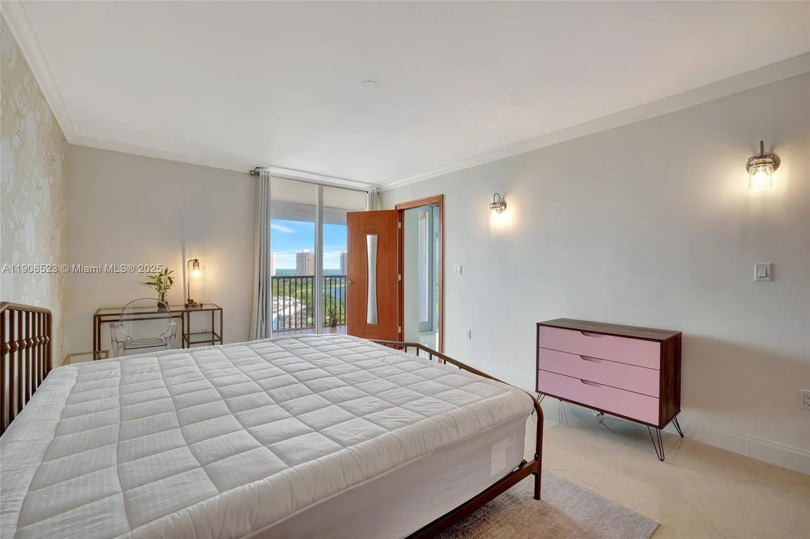 3375 N Country Club Dr, #1603