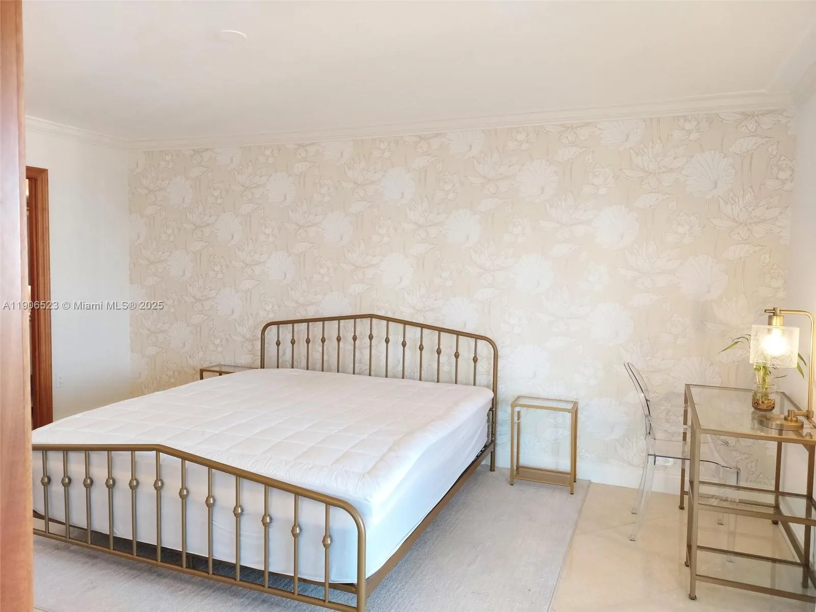 3375 N Country Club Dr, #1603