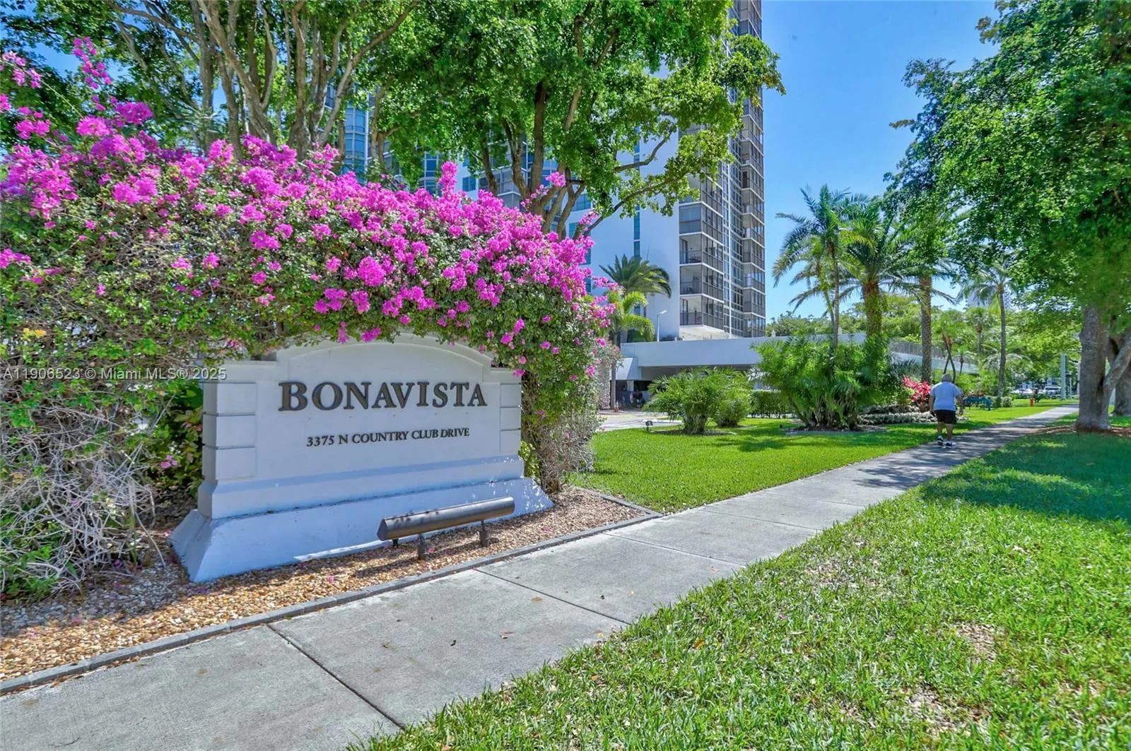 3375 N Country Club Dr, #1603