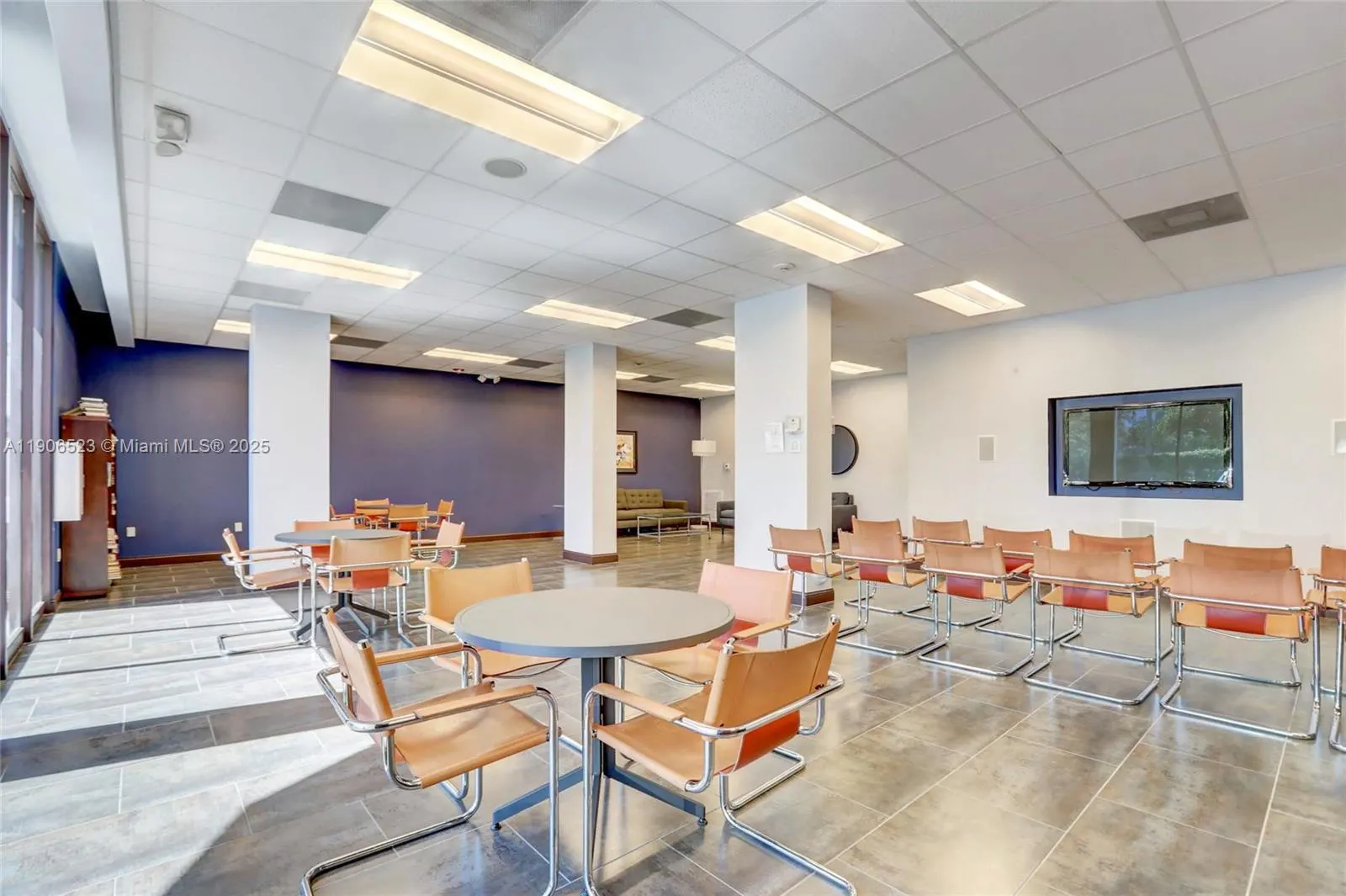 3375 N Country Club Dr, #1603