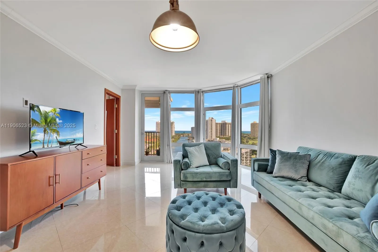 3375 N Country Club Dr, #1603