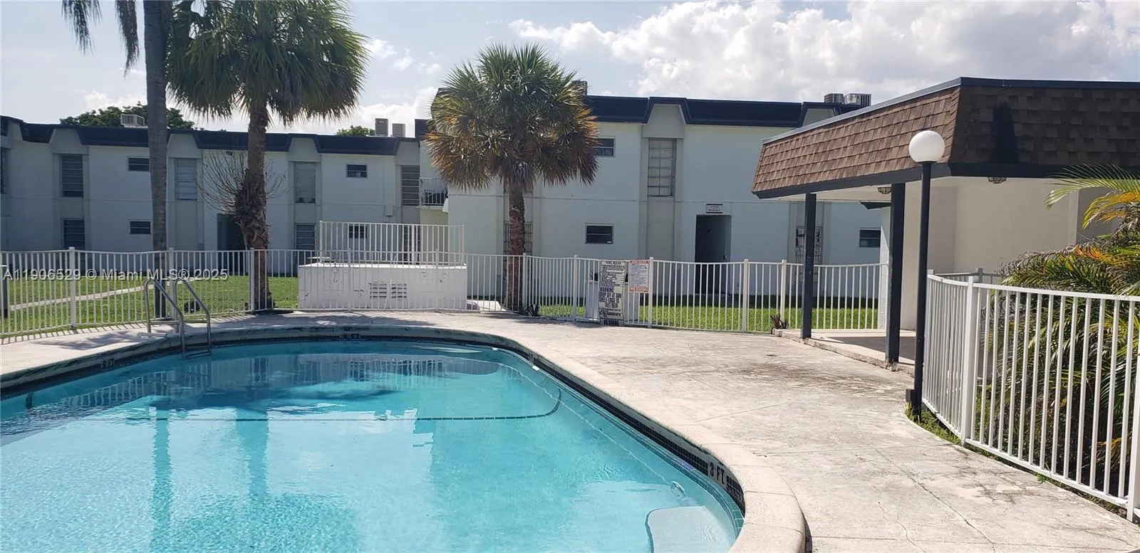 7220 SW 94th Pl, #G4