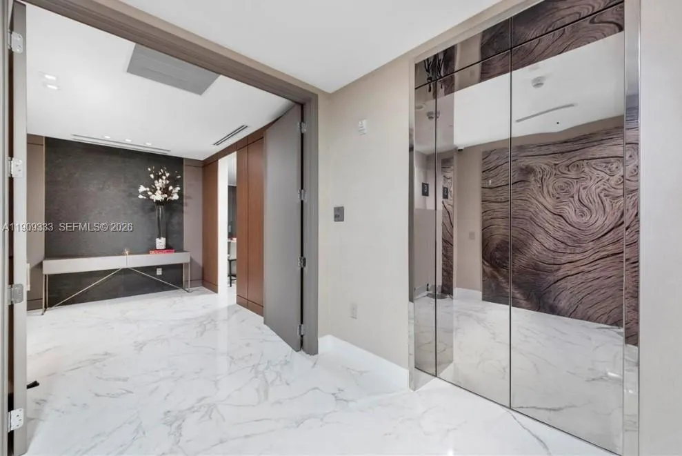 9349 Collins Ave #304