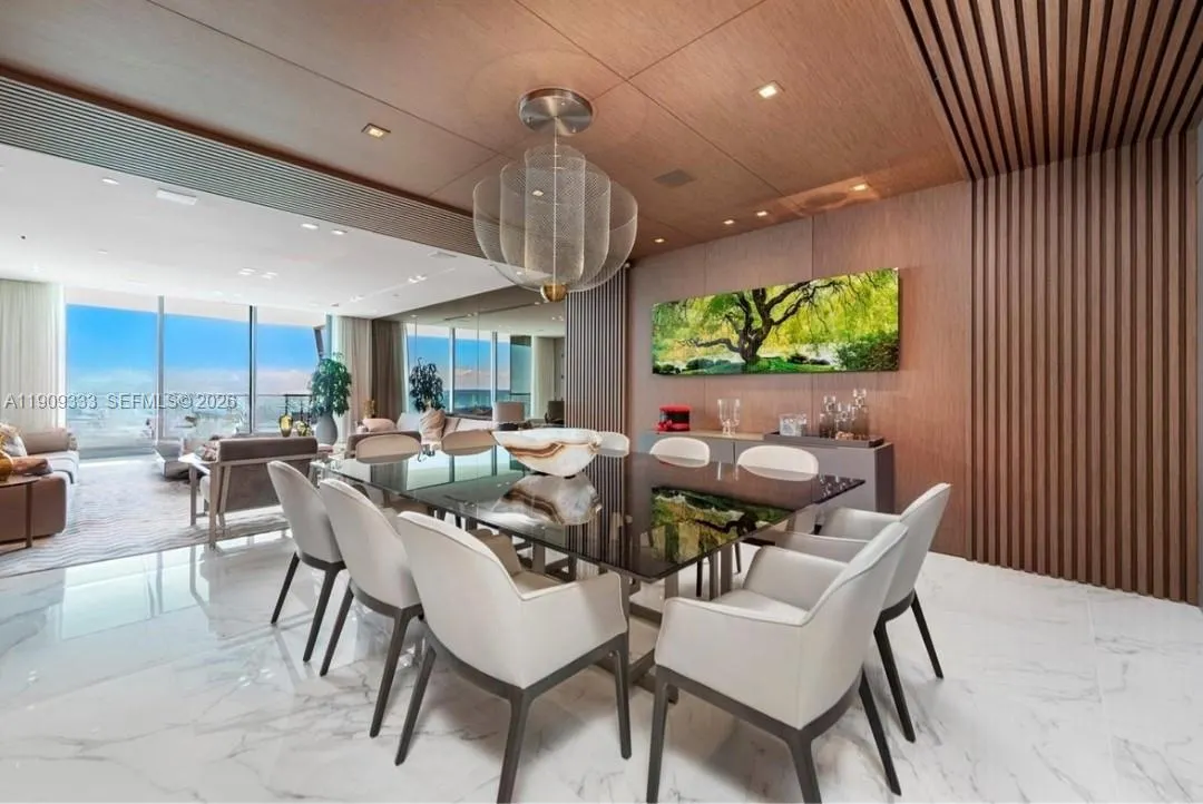 9349 Collins Ave #304