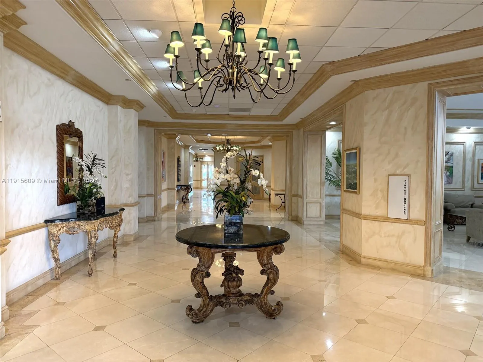 8855 Collins Ave #6E